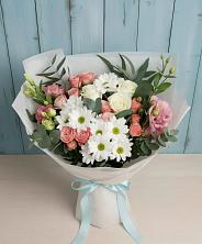 Букет цветов из:  Розы, Лизиантусы и Хризантемы в Ассиновской