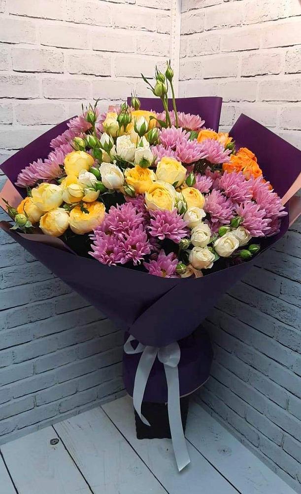 Букет цветов из: Хризантемы и Розы в Ассиновской