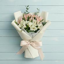 Букет цветов из:  Альстромерии в Ассиновской