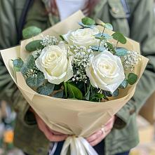Букет цветов из:  Розы #REPLACE_PRED# Ассиновской