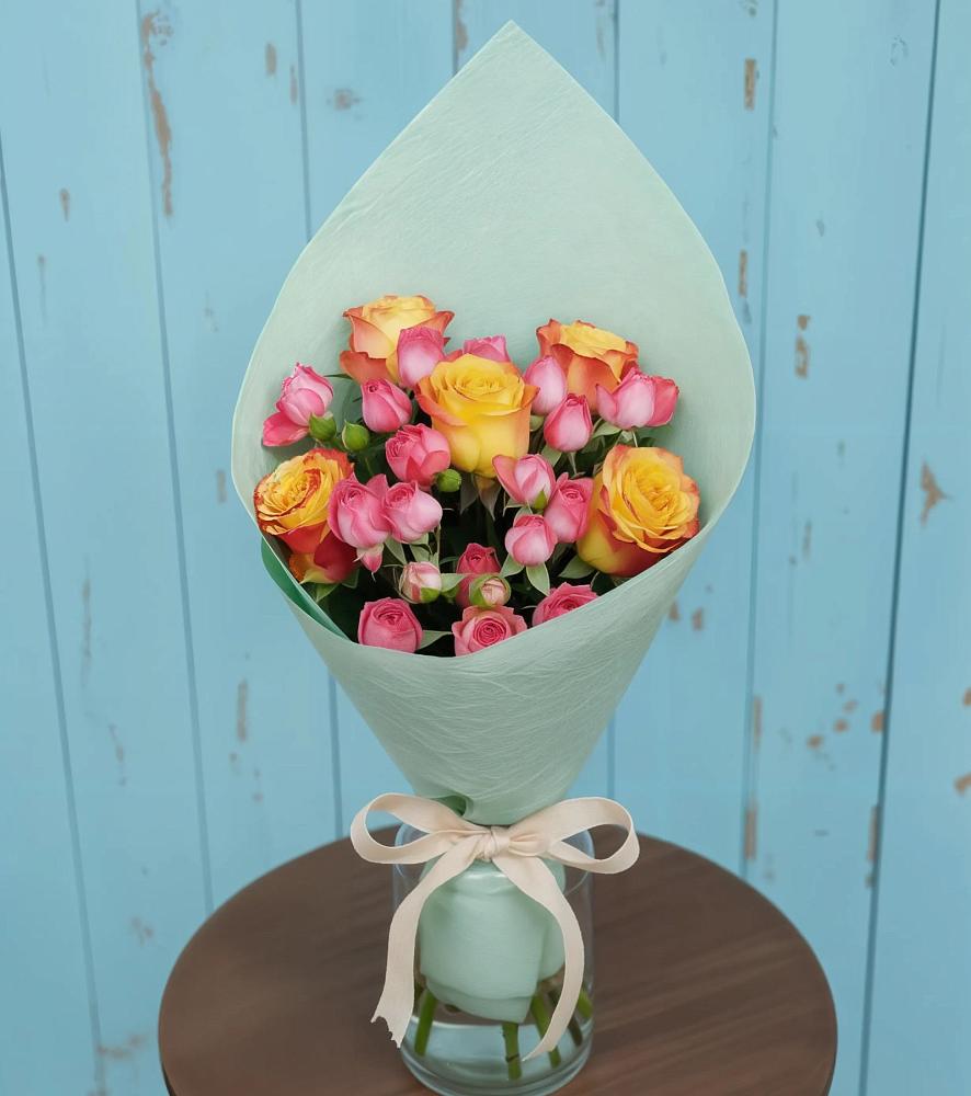 Букет цветов из: Розы в Ассиновской