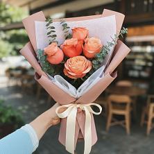 Букет цветов из:  Розы в Ассиновской