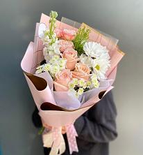 Букет цветов из:  Хризантемы и Розы в Ассиновской