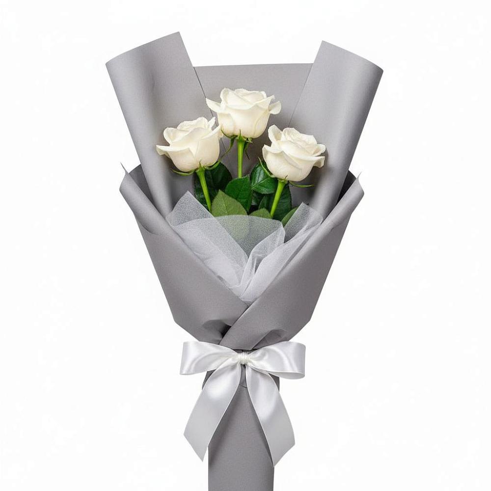 Букет 3 белые розы в Ассиновской