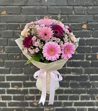 Букет цветов из:  Герберы и Хризантемы в Ассиновской