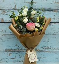 Букет цветов из:  Розы и Лизиантусы #REPLACE_PRED# Ассиновской