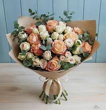 Букет цветов из:  Альстромерии и Розы в Ассиновской