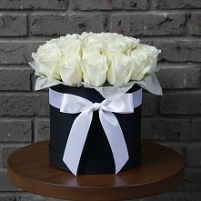 Цветочная композиция из Розы в шляпной коробке #REPLACE_PRED# Ассиновской